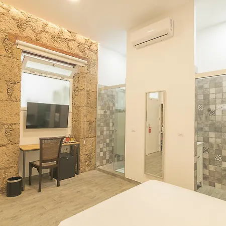 The Cathedral Vegueta Hotel 2*